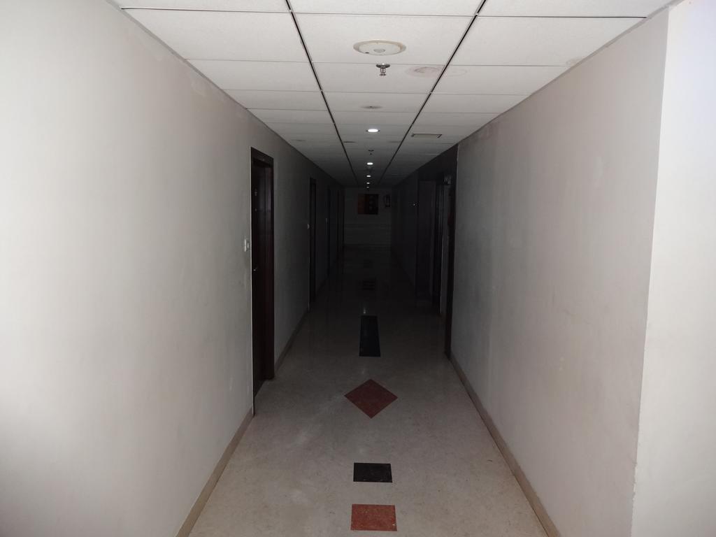 La Hospin Hotel Rājahmundry Oda fotoğraf
